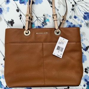 Bedford Medium Pebbled Leather Tote. Color: luggage (caramel brown). NWT.